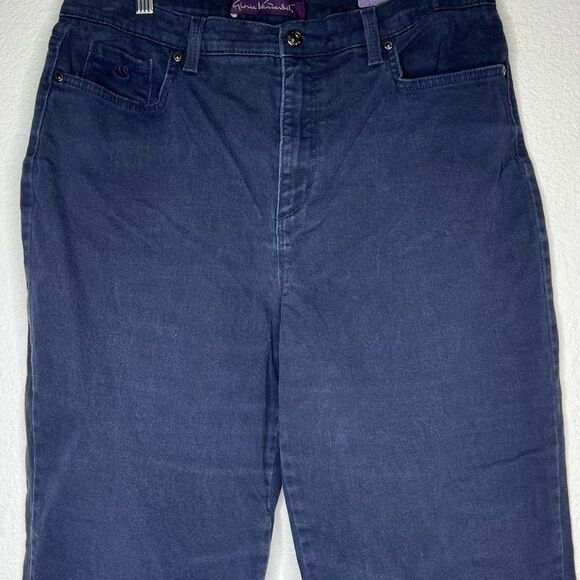 Gloria Vanderbilt Amanda‎ Jeans - Picture 2 of 8